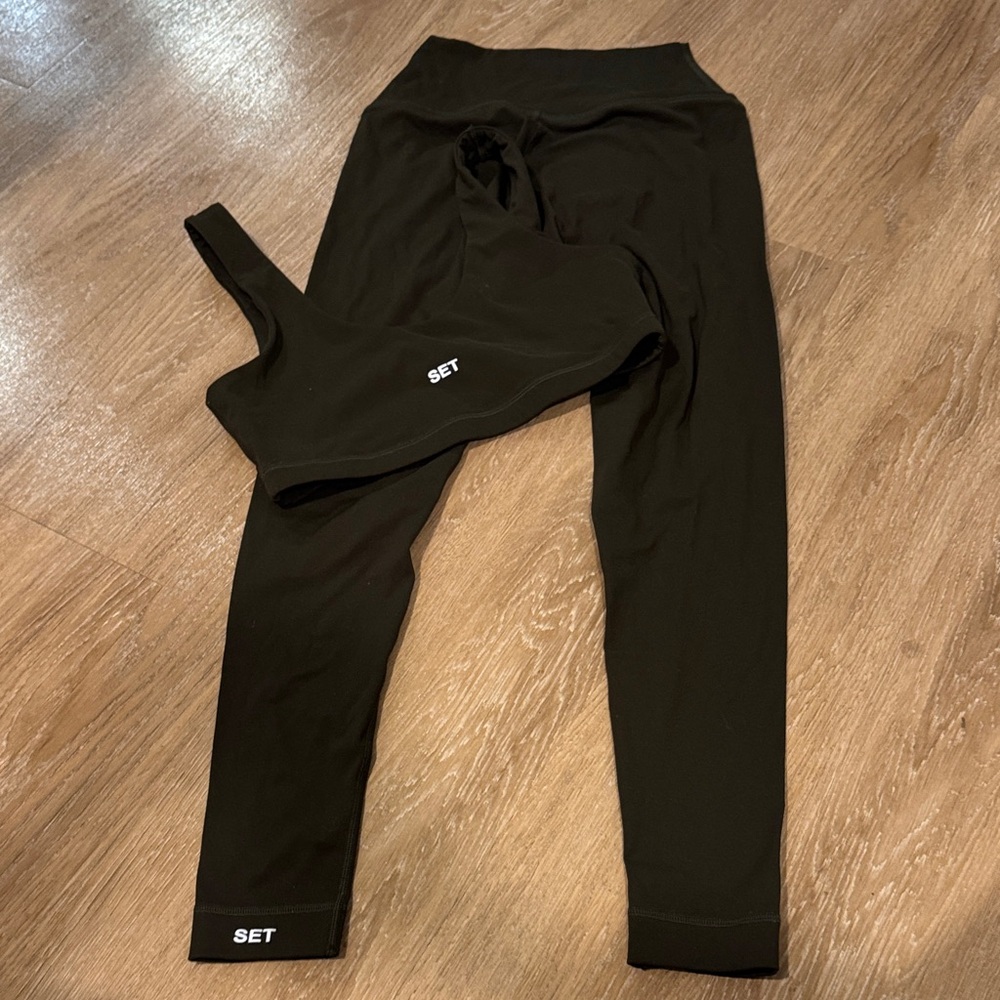 SET ACTIVE dark green  Leggings and sport bra Top Active Set